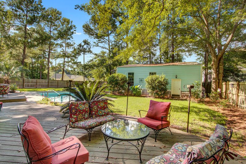 114 Nettles Ln, Summerville, SC 29483