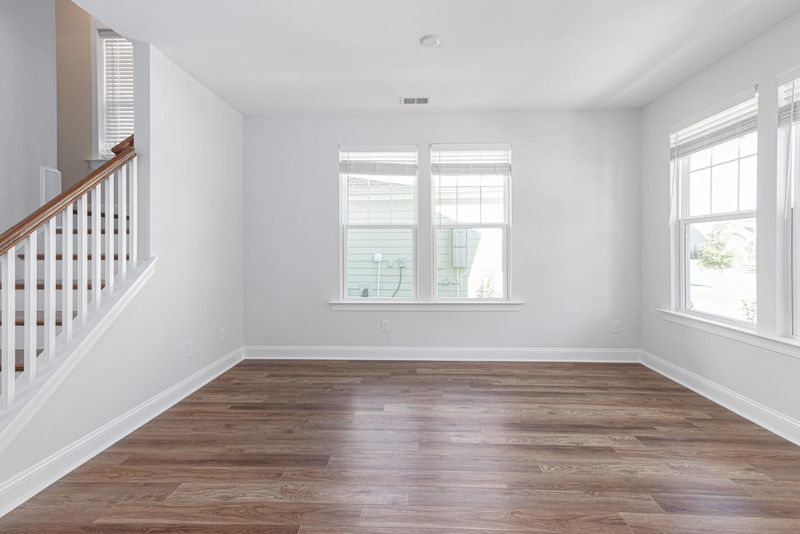 127 Oak View Way, Summerville, SC 29483