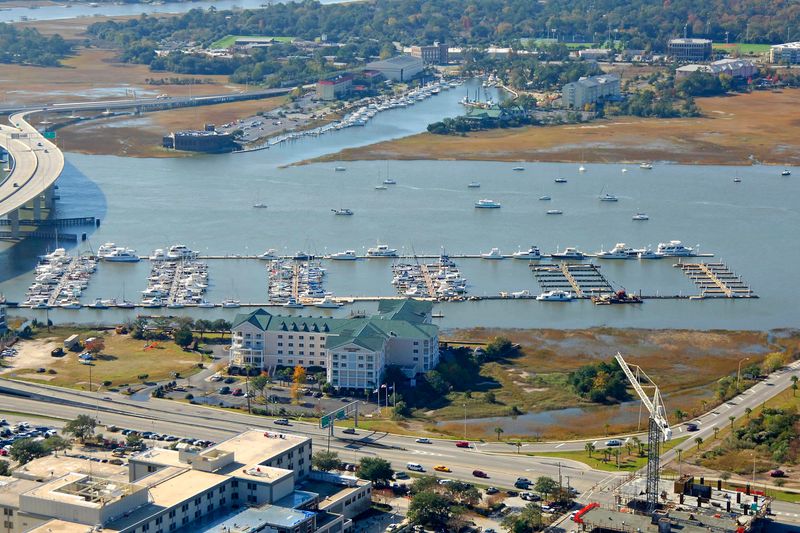 33 Lockwood #H16, Charleston, SC 29401