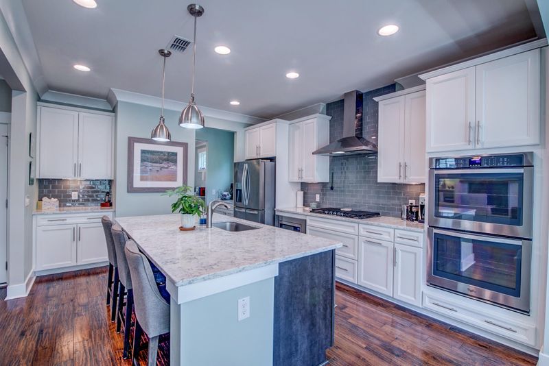 402 Amalie Farms Dr, Wando, SC 29492