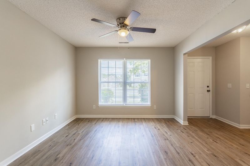 151 Moon Dance Ln, Summerville, SC 29483