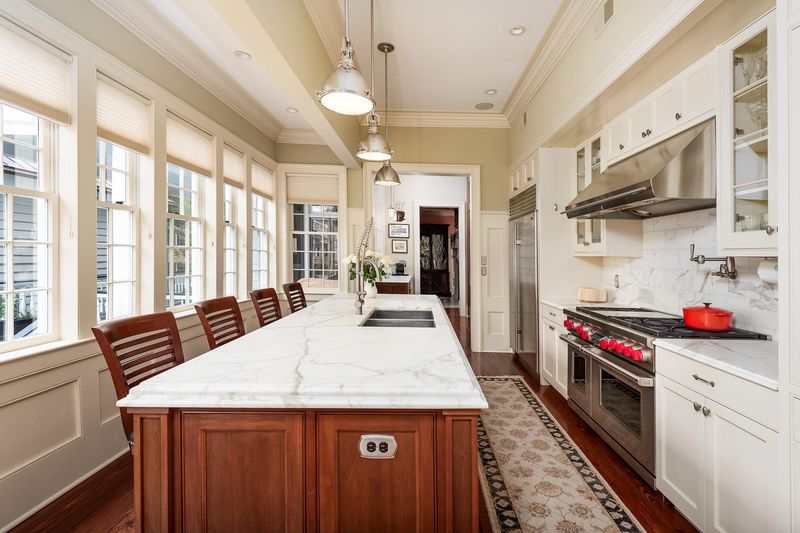 66 Church St, Charleston, SC 29401