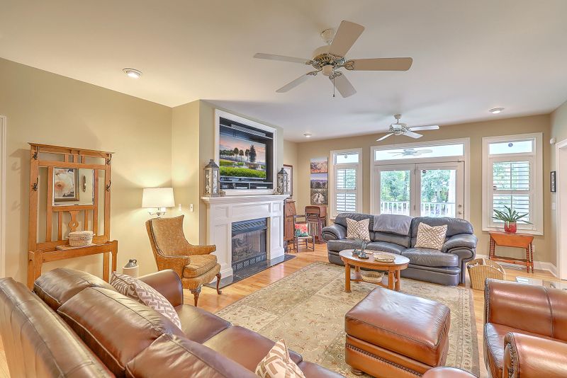 205 Ayers Cir, Summerville, SC 29485