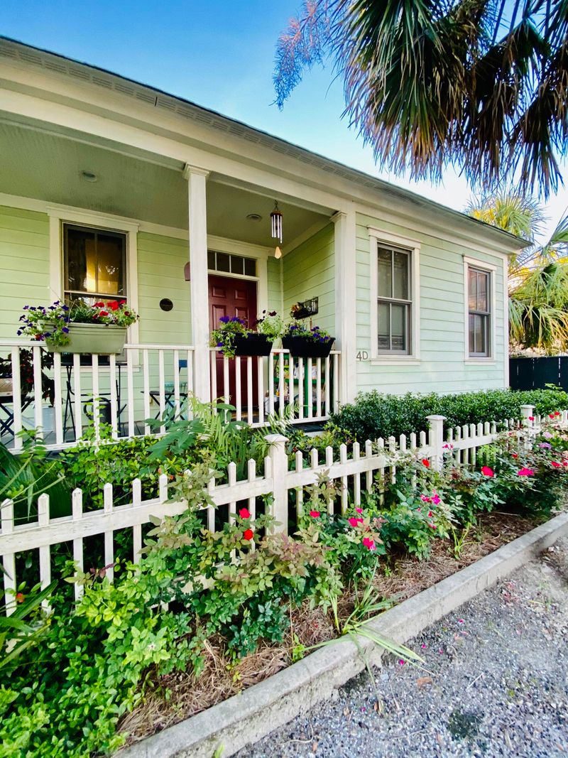 4-D Ashe St #Cottage D, Charleston, SC 29403