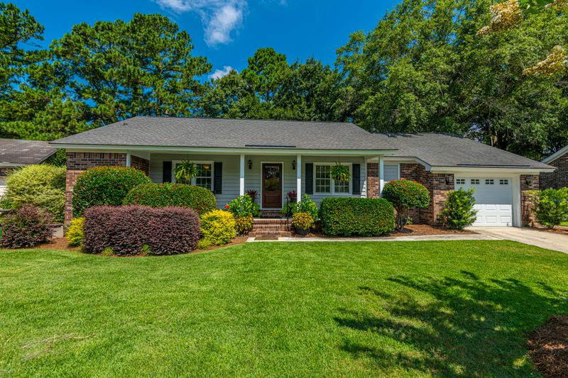 1113 Calm Water Ct, Mount Pleasant, SC 29464