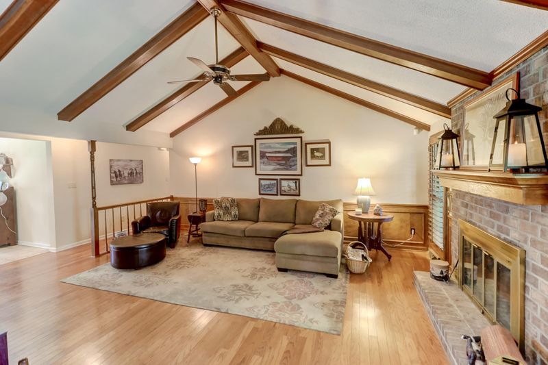304 Ashburne Ct, North Charleston, SC 29418