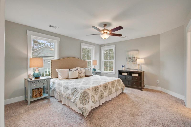 211 Makemie Way, Summerville, SC 29483