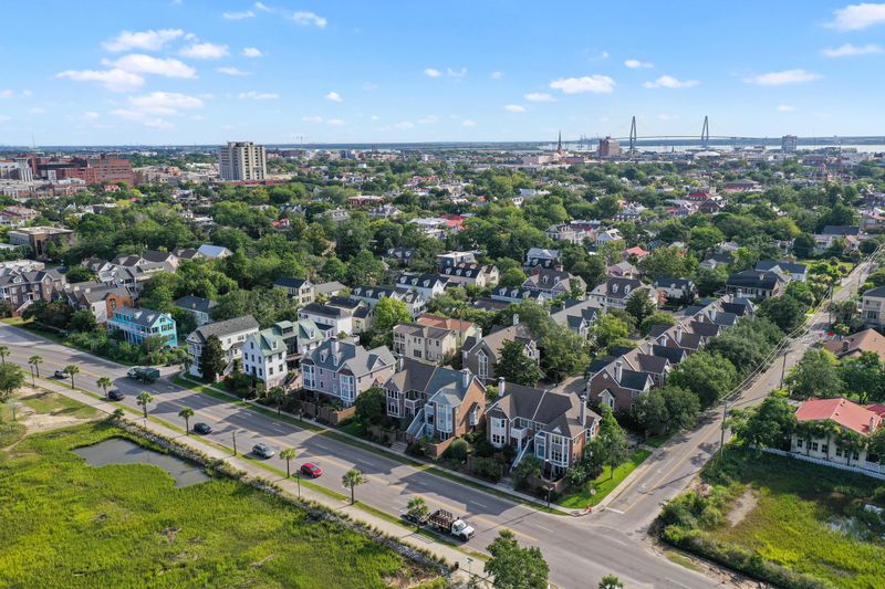 15 Harleston Pl, Charleston, SC 29401