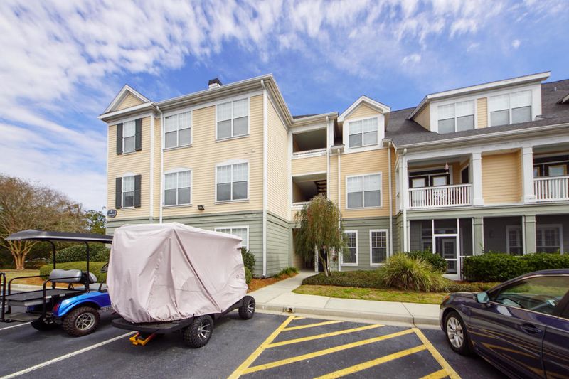 130 River Landing Dr #4111, Charleston, SC 29492