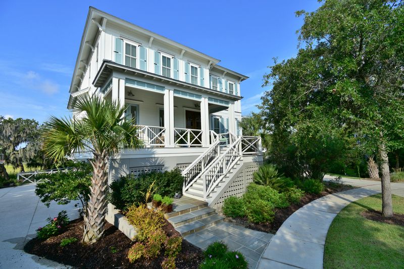 1203 Smythe St, Charleston, SC 29492