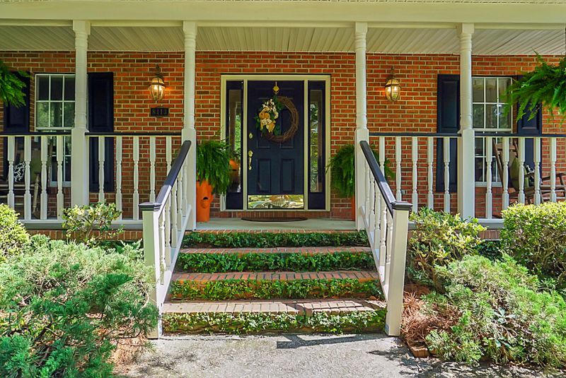 8113 Penshire Ct, Charleston, SC 29418