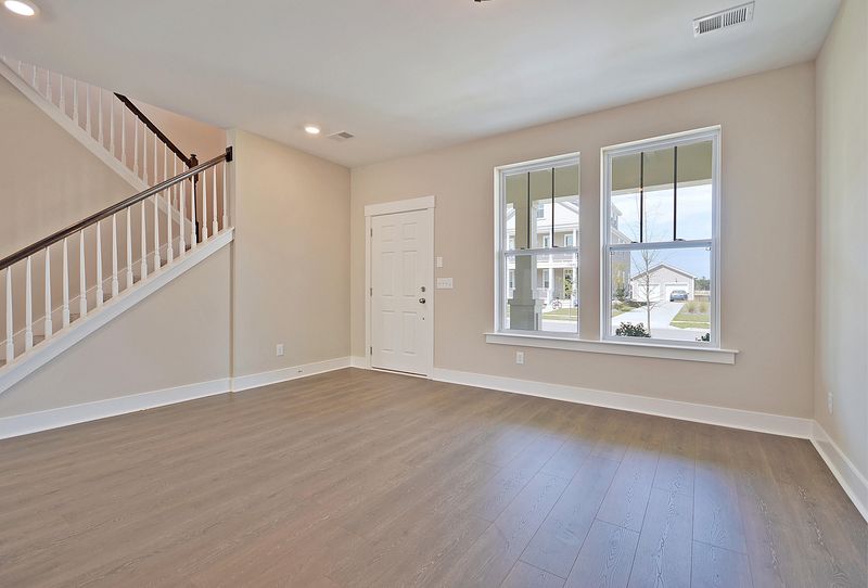 107 Hewitt St, Summerville, SC 29486