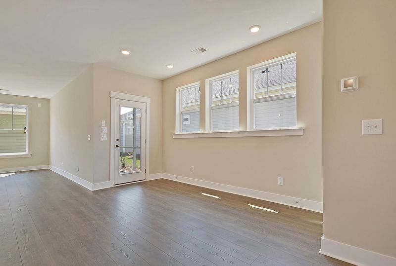 107 Hewitt St, Summerville, SC 29486