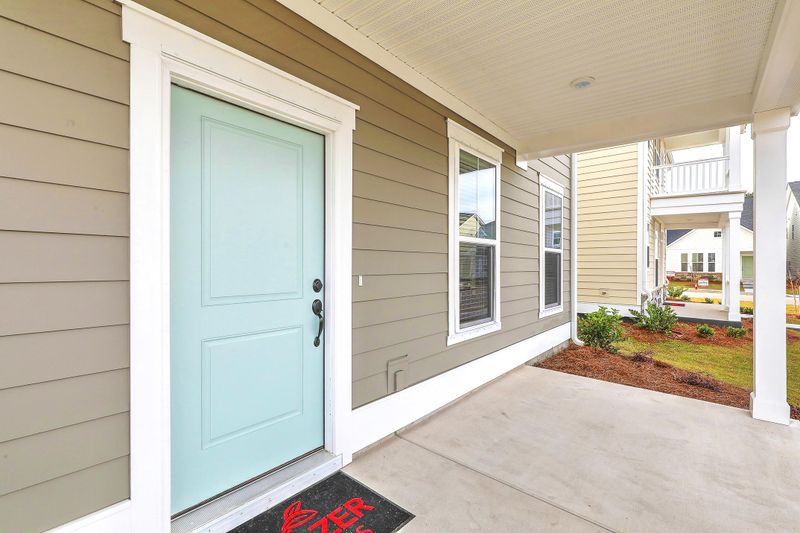 501 Spring Hollow Dr, Charleston, SC 29492