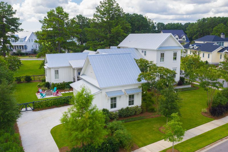 408 Fish Tale Rd, Charleston, SC 29492