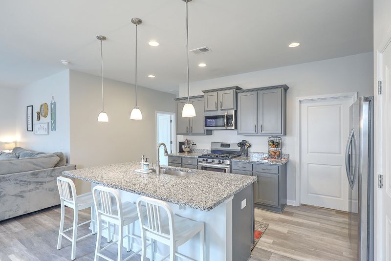 333 Knawl Rd, Moncks Corner, SC 29461