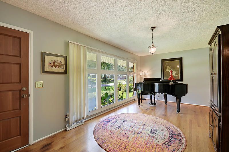 11 Murray Hill Dr, Charleston, SC 29407