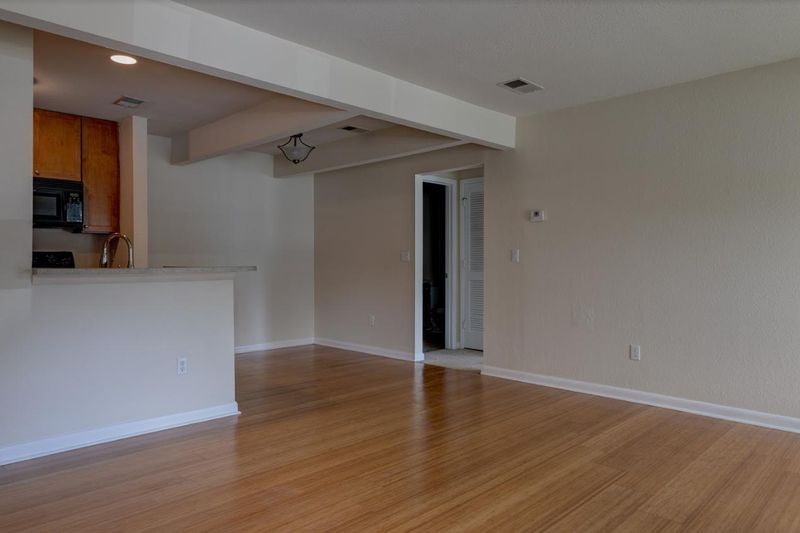 273 Alexandra Dr #2, Mount Pleasant, SC 29464