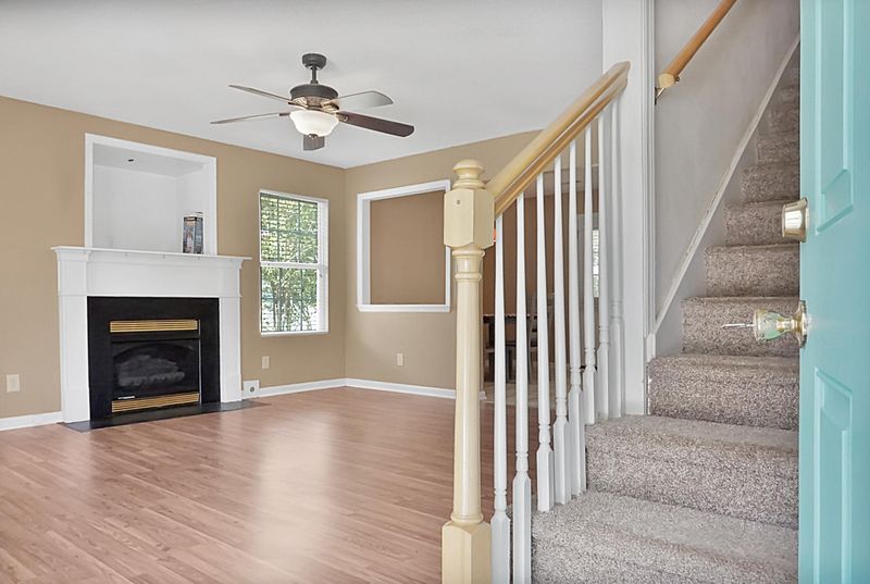 227 Lindy Creek Rd, Goose Creek, SC 29445