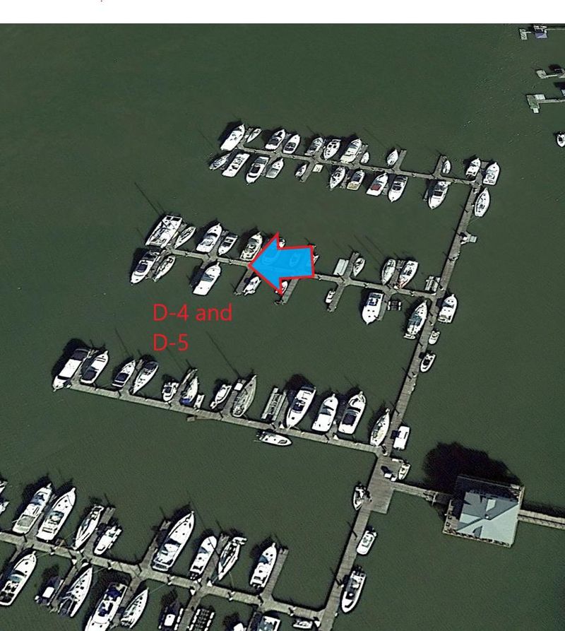 67 10th St #D-5, Folly Beach, SC 29439