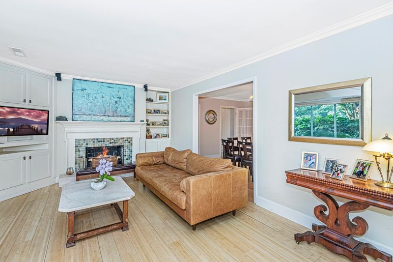 756 Fort Sumter Dr, Charleston, SC 29412
