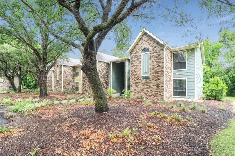 1879 Montclair Dr #1879-D, Mount Pleasant, SC 29464
