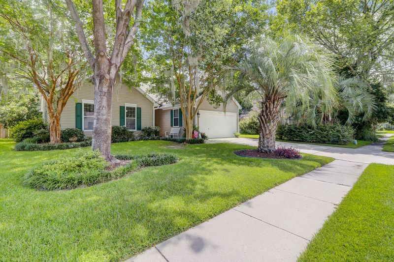 3414 Pawtucket St, Charleston, SC 29414
