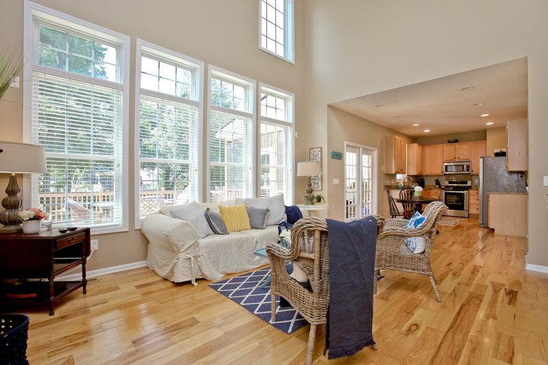 1165 Willoughby Ln, Mount Pleasant, SC 29466