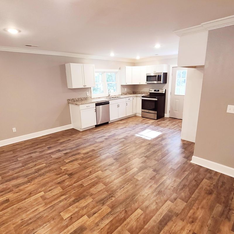 2605 Cainhoy Rd, Huger, SC 29450