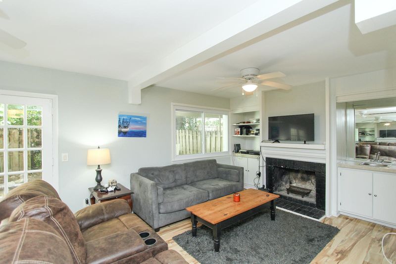 973 Bay Tree Cir, Mount Pleasant, SC 29464