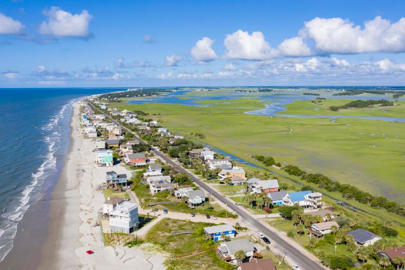 4 Summer Pl, Folly Beach, SC 29439
