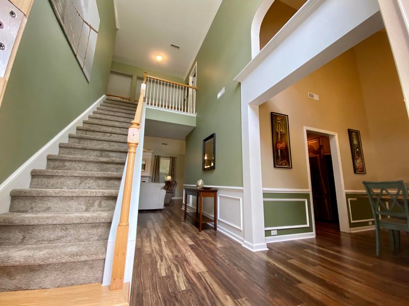102 Golden Oak Dr, Goose Creek, SC 29445