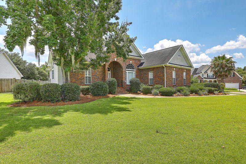 99 Blairmore Dr, Charleston, SC 29414