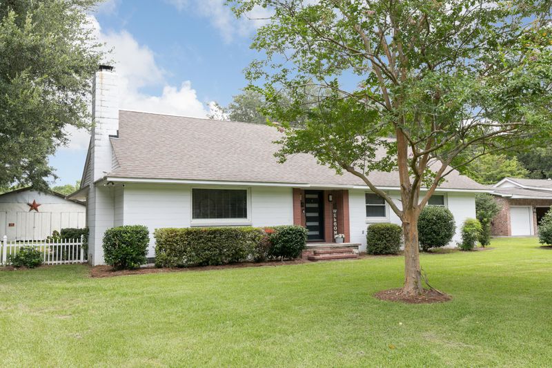 1664 Pearlott St, Charleston, SC 29407