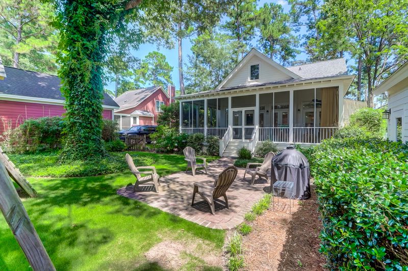 5056 Coral Reef Dr, Johns Island, SC 29455