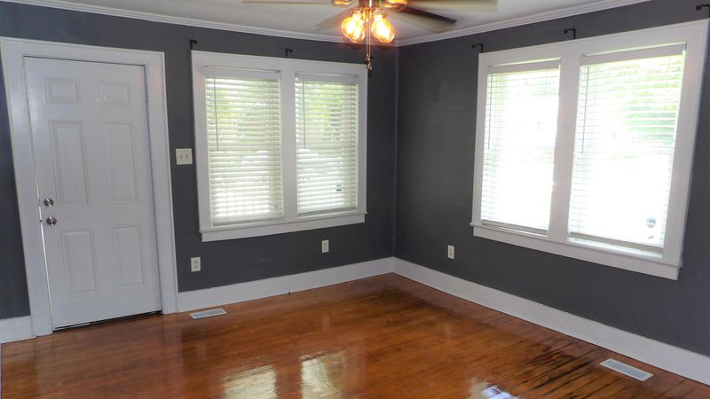 219 Pinewood St, Ladson, SC 29456