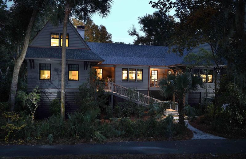 147 Broomsedge Ln, Kiawah Island, SC 29455