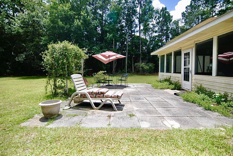 1394 Old Whitesville Rd, Moncks Corner, SC 29461