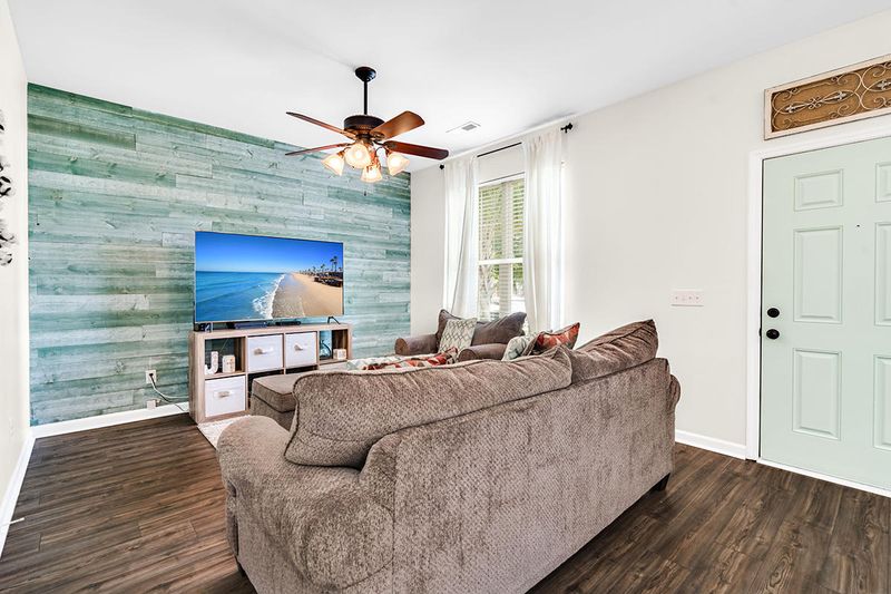 4816 Holly Berry Ln, Summerville, SC 29485