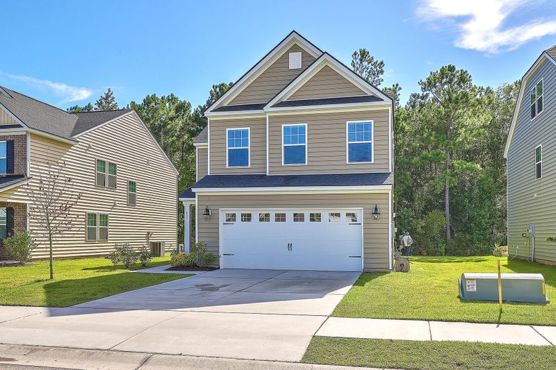 433 Fetterbush Dr, Moncks Corner, SC 29461