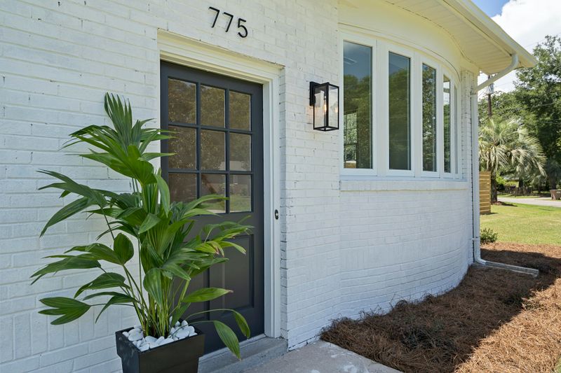 775 Piccadilly Dr, Charleston, SC 29412