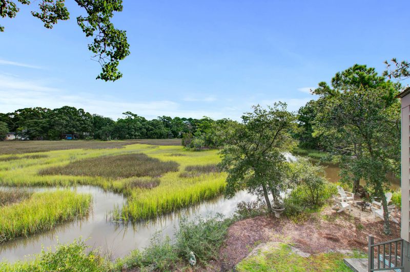 144 River Breeze Dr, Charleston, SC 29407