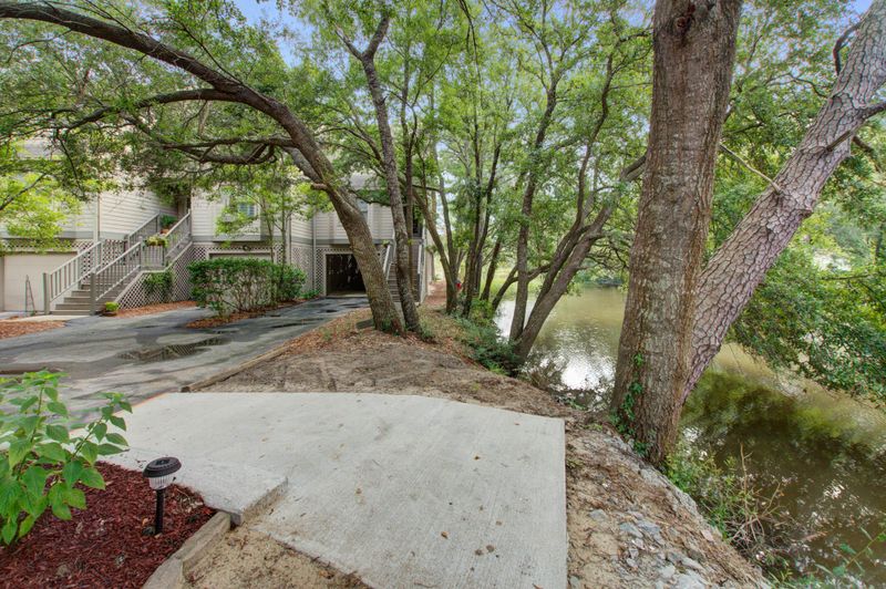 144 River Breeze Dr, Charleston, SC 29407