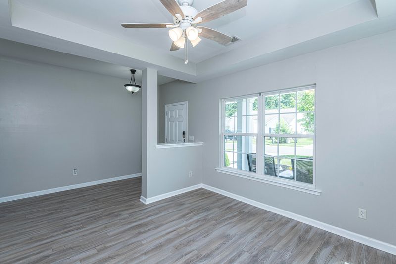 283 Mayfield Dr, Goose Creek, SC 29445