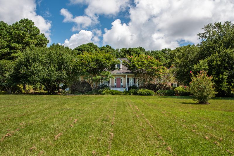2660 Hamilton Rd, Johns Island, SC 29455