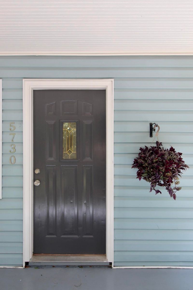 5730 Corner Ave, Hanahan, SC 29410