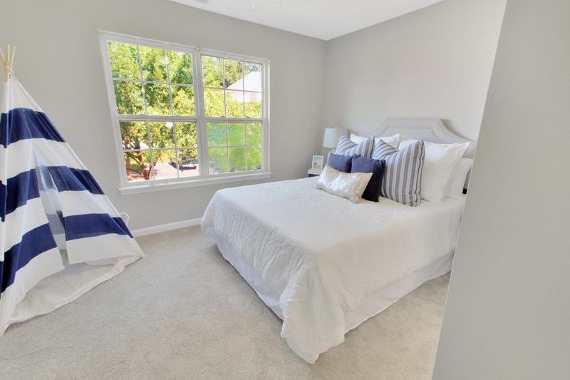 4040 Babbitt St, Charleston, SC 29414