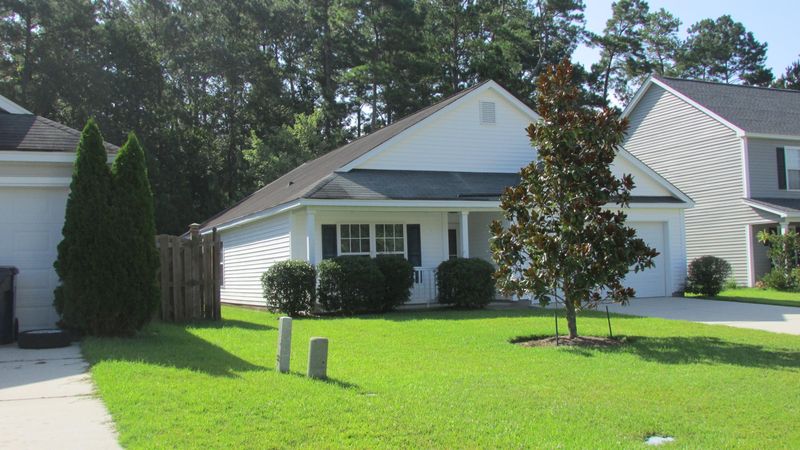 207 Myrtle Way, Summerville, SC 29483