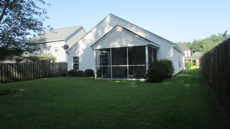 207 Myrtle Way, Summerville, SC 29483