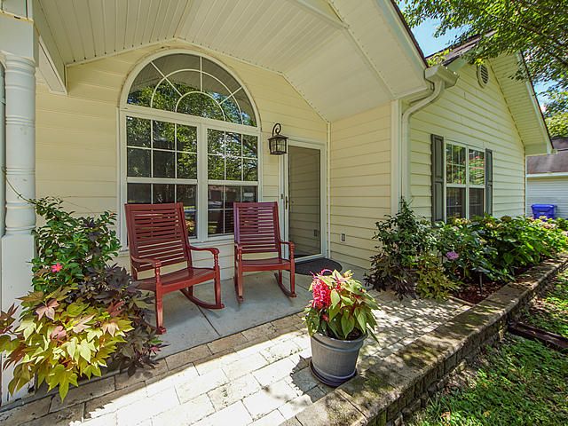 654 Ponderosa Dr, Charleston, SC 29414